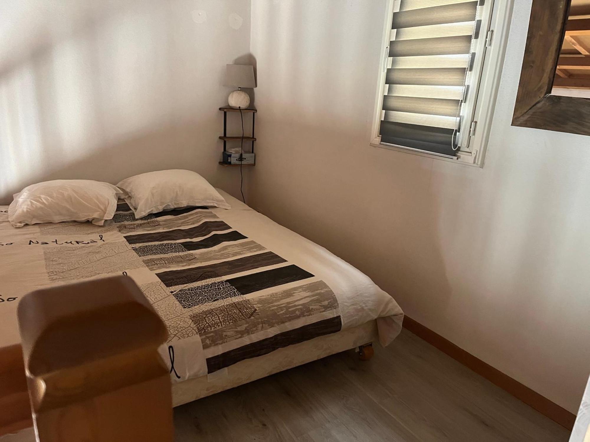 Chambres Hotes Chez Chris Roquemaure  Exteriör bild